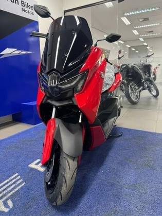 YAMAHA NMAX CONNECTED 160 ABS 